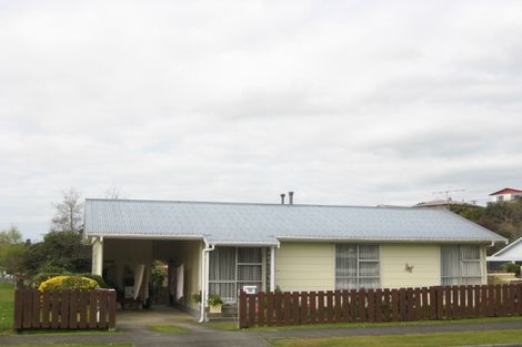 Photo of property in 17 Tavistock Street, Westown, New Plymouth, 4310