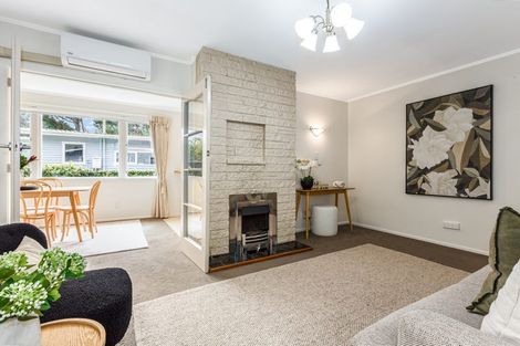 Photo of property in 36 Silverbirch Grove, Churton Park, Wellington, 6037
