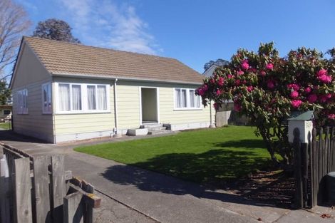 Photo of property in 321 Riccarton Road, Upper Riccarton, Christchurch, 8041