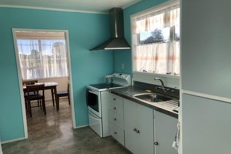 Photo of property in 20 Gibson Place, Patea, 4520