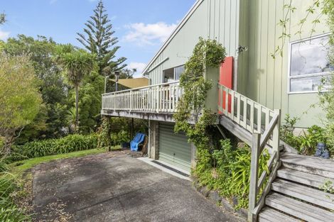 Photo of property in 2/32 Knightsbridge Drive, Forrest Hill, Auckland, 0620
