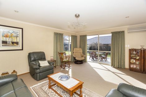 Photo of property in 24 Hannah Place, Holmes Hill, Oamaru, 9401