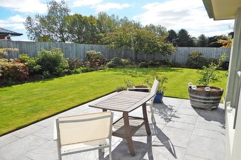 Photo of property in 12 Hannah Place, Holmes Hill, Oamaru, 9401