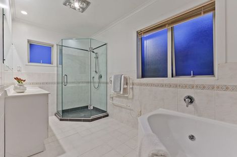 Photo of property in 26 Mulgan Way, Browns Bay, Auckland, 0630