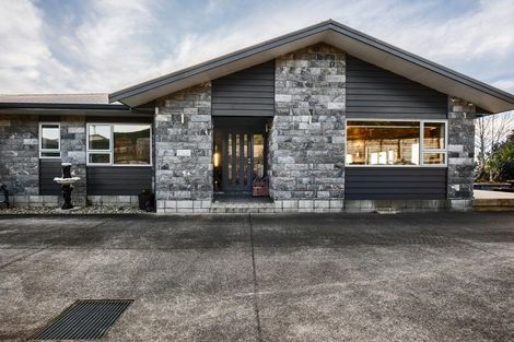 Photo of property in 169 King Road, Inglewood, 4386