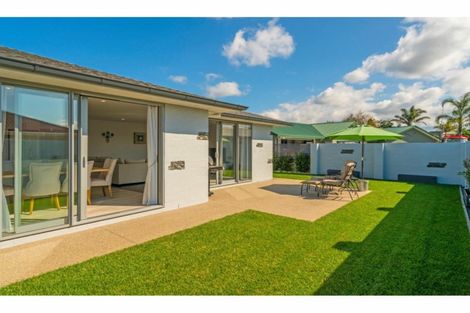Photo of property in 25 Springbok Avenue, Whitianga, 3510