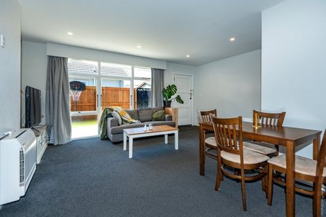 Photo of property in 2/76 Bishop Street, St Albans, Christchurch, 8014