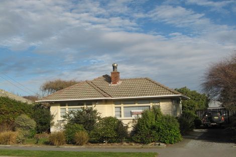 Photo of property in 18 Estuary Road, New Brighton, Christchurch, 8061
