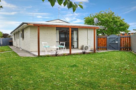 Photo of property in 60a Rhodes Drive, Kelvin Grove, Palmerston North, 4414