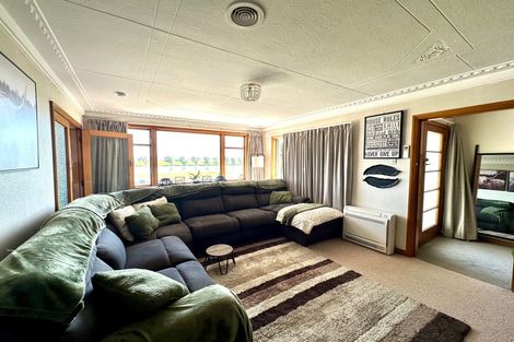 Photo of property in 16 Barnego Road, Balclutha, 9230