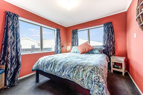 Photo of property in 3 Jasmine Avenue, Dinsdale, Hamilton, 3204