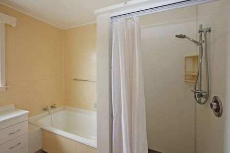 Photo of property in 19 Lismore Street, Oamaru North, Oamaru, 9400