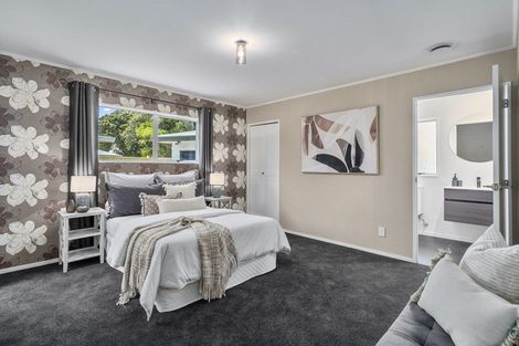 Photo of property in 94 Benmore Avenue, Cloverlea, Palmerston North, 4412