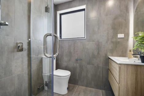 Photo of property in 10 Boyd Avenue, Mangere Bridge, Auckland, 2022