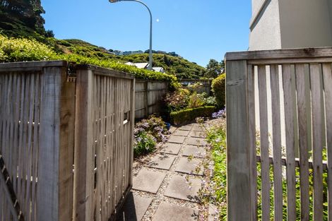 Photo of property in 19 Chippenham Grove, Churton Park, Wellington, 6037