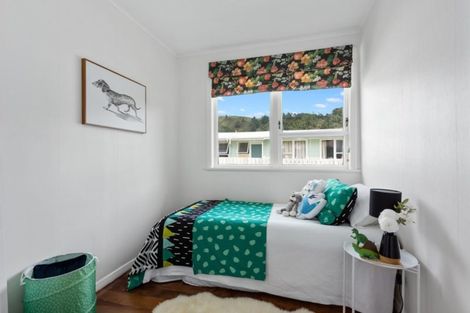 Photo of property in 18 Delaney Drive, Stokes Valley, Lower Hutt, 5019