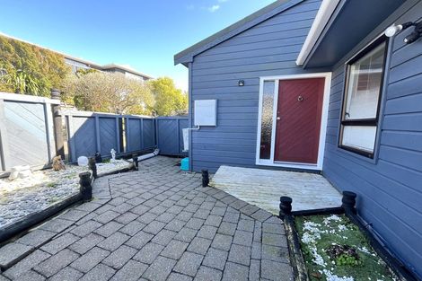 Photo of property in 8 Fillbridge Way, Karori, Wellington, 6012