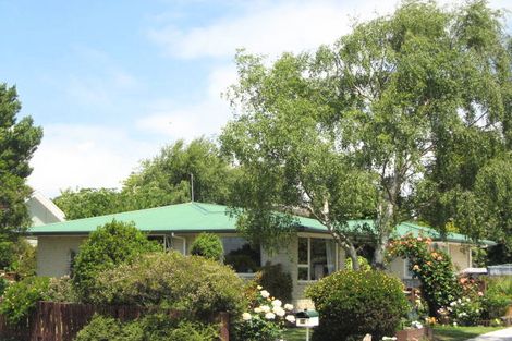 Photo of property in 34 Woodlands Place, Aranui, Christchurch, 8061