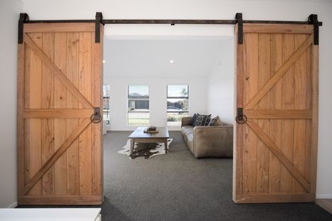 Photo of property in 68 Bradwell Crescent, Halswell, Christchurch, 8025