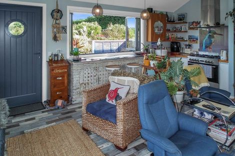 Photo of property in 1/102 Beach Road, Awamoa, Oamaru, 9495