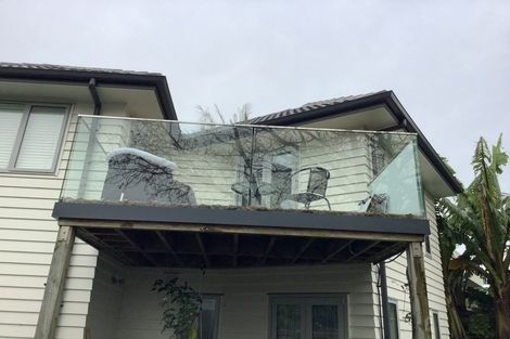 Photo of property in 1/12 Speedy Crescent, Hillcrest, Auckland, 0627