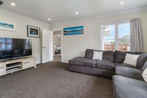 Photo of property in 16 Farrington Avenue, Bishopdale, Christchurch, 8053