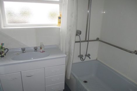 Photo of property in 10 Highfield Place, Levin, 5510