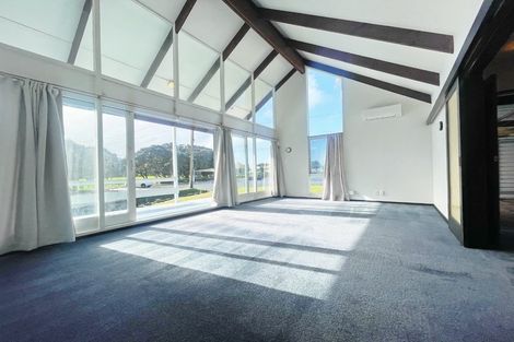 Photo of property in 1/22 Craig Road, Milford, Auckland, 0620