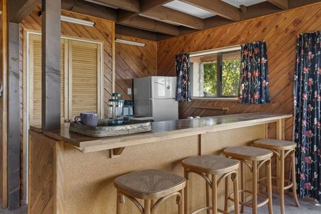 Photo of property in 102 Wakeman Road, Acacia Bay, Taupo, 3330