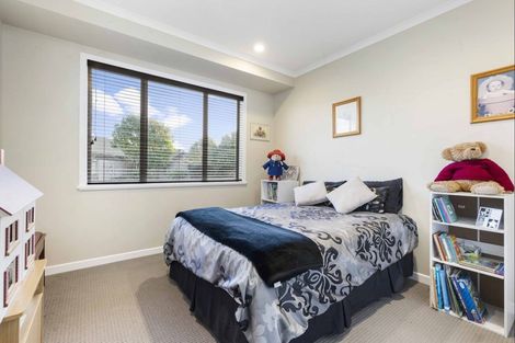 Photo of property in 17 Barrington Drive, Huntington, Hamilton, 3210