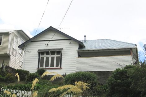 Photo of property in 5 Don Street, Island Bay, Wellington, 6023