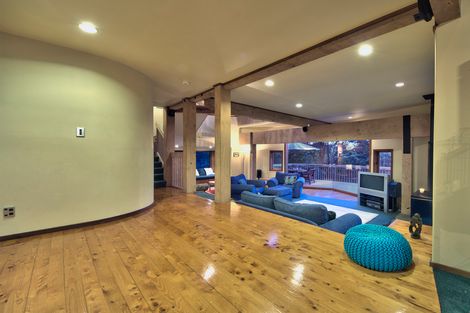 Photo of property in 11e Longfellow Parade, Glen Eden, Auckland, 0604