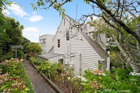 Photo of property in 1 Homewood Avenue, Karori, Wellington, 6012