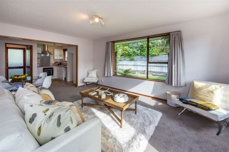 Photo of property in 2/78 Solomon Avenue, Redwood, Christchurch, 8051