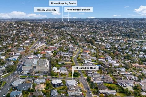Photo of property in 1/3 Garadice Road, Rothesay Bay, Auckland, 0630