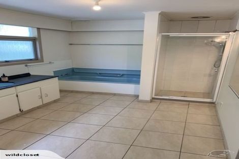 Photo of property in 94 Te Atatu Road, Te Atatu South, Auckland, 0610