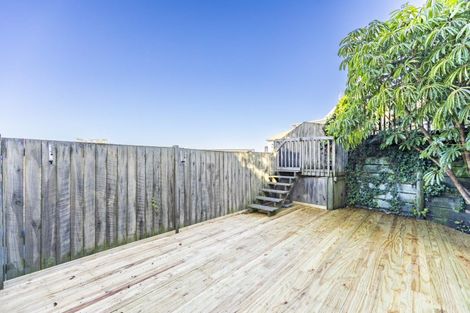Photo of property in 19 Havelock Road, Hospital Hill, Napier, 4110