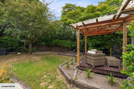 Photo of property in 271 Fifield Terrace, Opawa, Christchurch, 8023