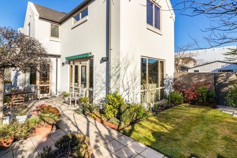 Photo of property in 49 Weka Street, Fendalton, Christchurch, 8041