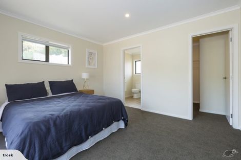 Photo of property in 7 Trosk Place, Waiuku, 2123