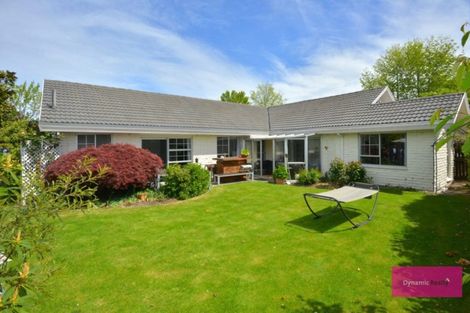 Photo of property in 17 Witbrock Crescent, Burnside, Christchurch, 8053