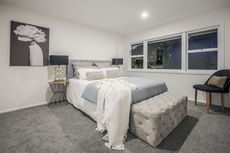 Photo of property in 47 Grande Vue Road, Hillpark, Auckland, 2102