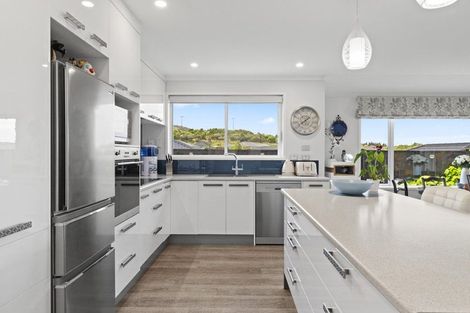 Photo of property in 2 Westmuir Crescent, Pokeno, 2402