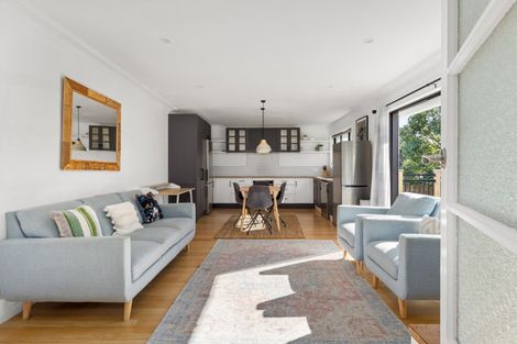 Photo of property in 22 Tenth Avenue, Tauranga, 3110