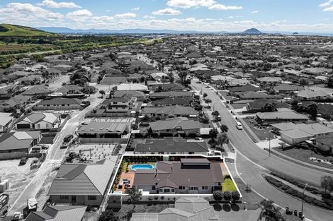 Photo of property in 51 Arabian Drive, Papamoa Beach, Papamoa, 3118