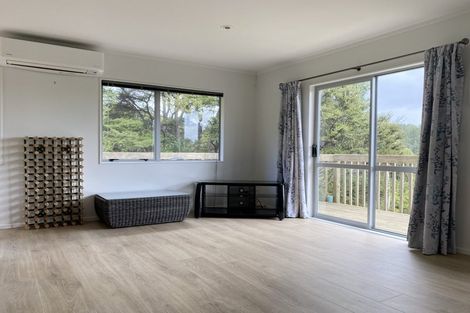 Photo of property in 8 Phillip Avenue, Glen Eden, Auckland, 0602