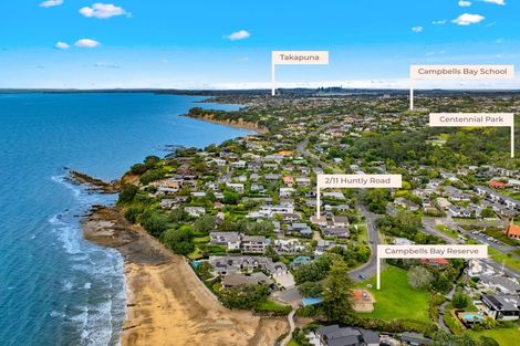 Photo of property in 2/11 Huntly Road, Campbells Bay, Auckland, 0630