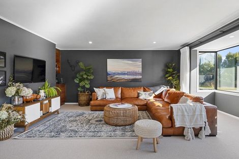 Photo of property in 211 Waikuku Beach Road, Waikuku, Rangiora, 7473