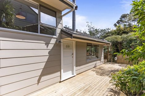 Photo of property in 3/40 Radiata Lane, Chatswood, Auckland, 0626