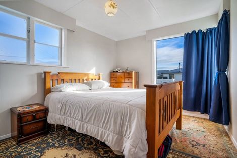 Photo of property in 55 Grange Street, Winton, 9720